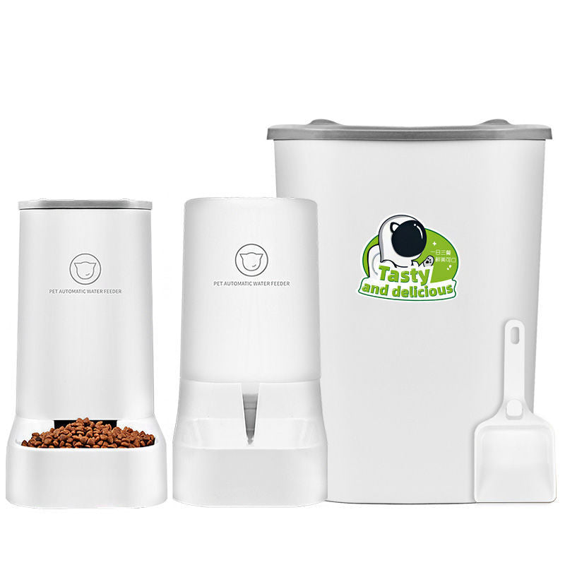 Pawsome Flow: Stylish & Earth-Friendly Pet Feeder/ Hydration Station